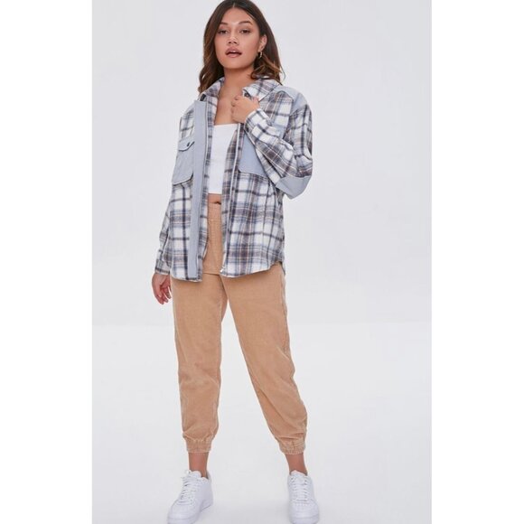 FOREVER 21 Gray + White Plaid Flannel Full-Zip Elbow Patch Shacket Size Medium - Picture 1 of 12